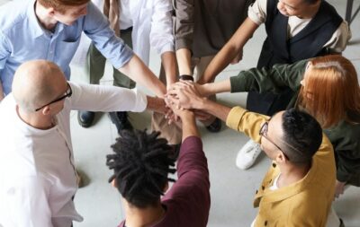 Public Relations Guide for Small Business (6 Proven PR Tactics)